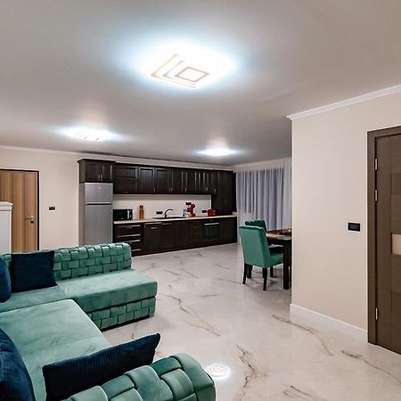 Ferienwohnung Moky Rezident Arad Exterior foto