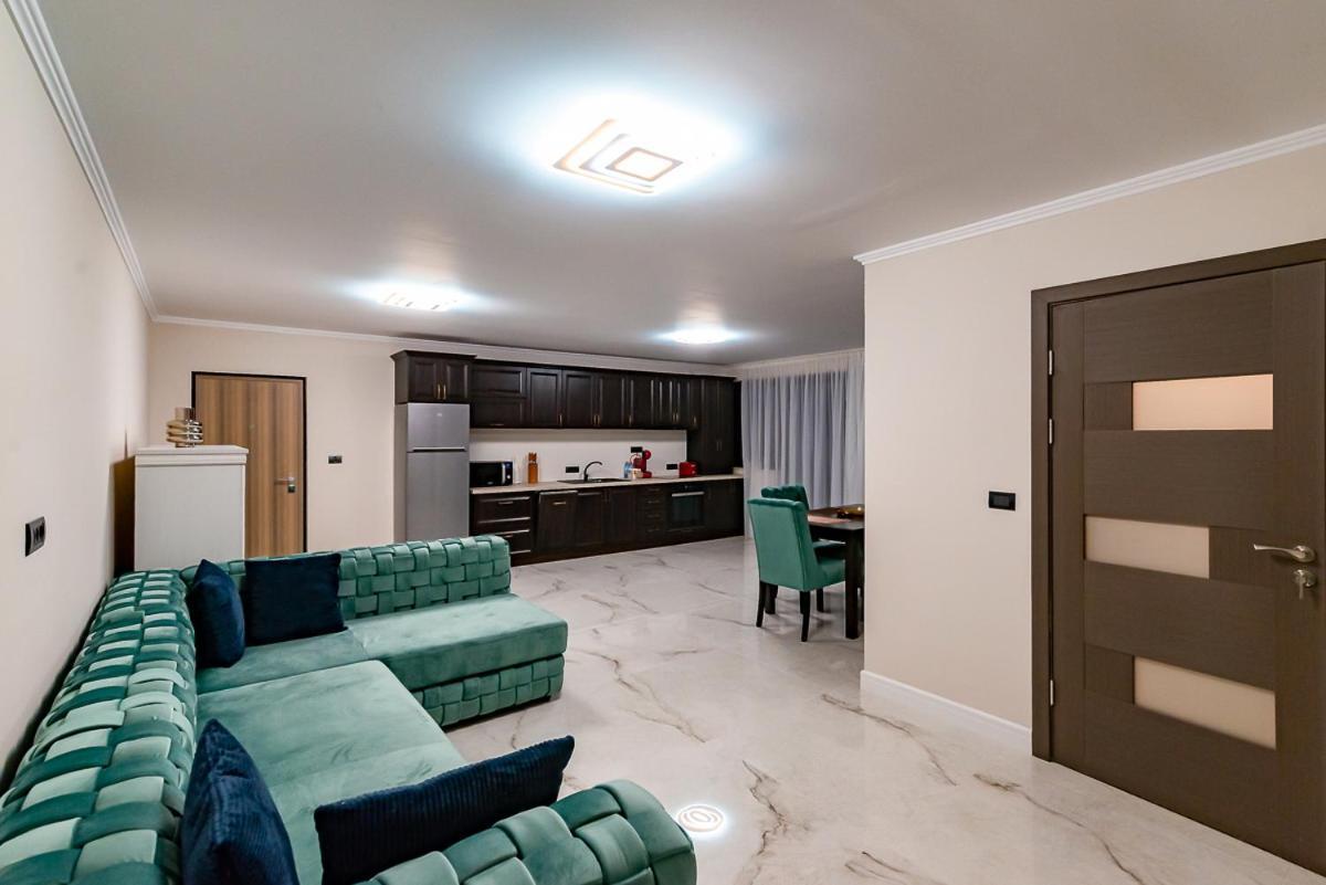 Ferienwohnung Moky Rezident Arad Exterior foto